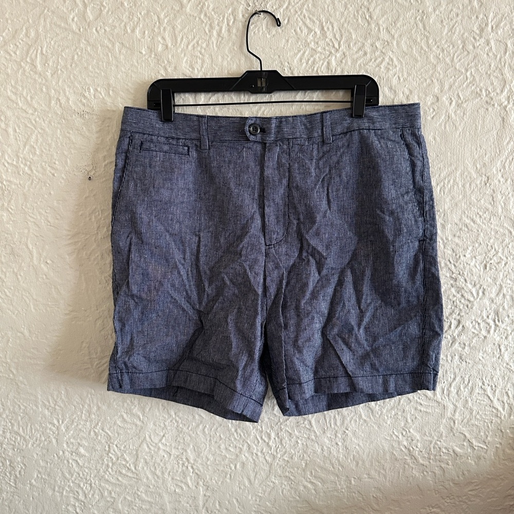 Banana Republic Linen Blend Chino Shorts Men’s 35 Waist NWT Dark Blue Stripe